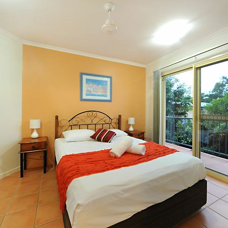 איירלי ביץ' At Beach Court Holiday Villas מראה חיצוני תמונה