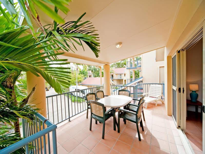 איירלי ביץ' At Beach Court Holiday Villas מראה חיצוני תמונה
