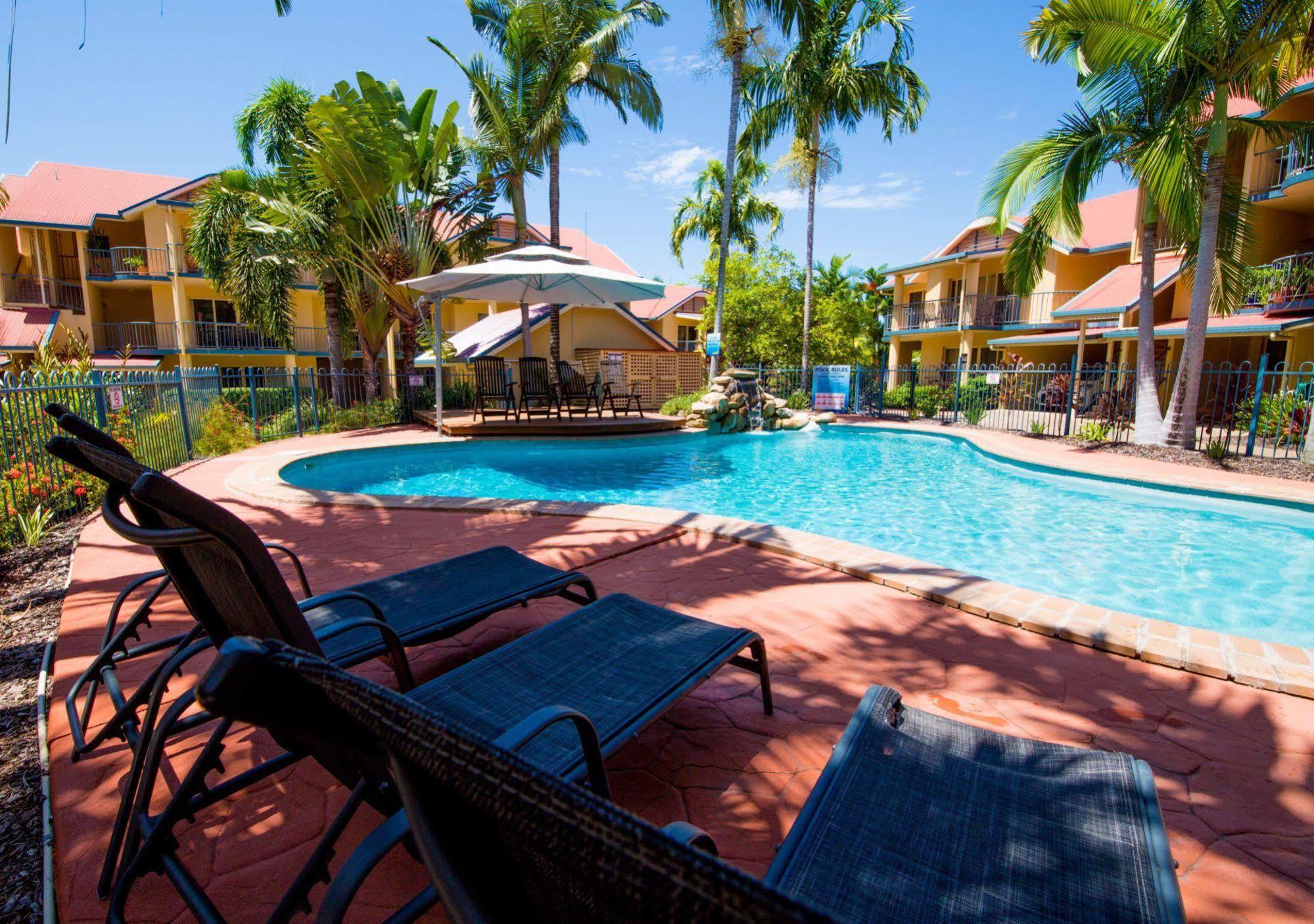 איירלי ביץ' At Beach Court Holiday Villas מראה חיצוני תמונה