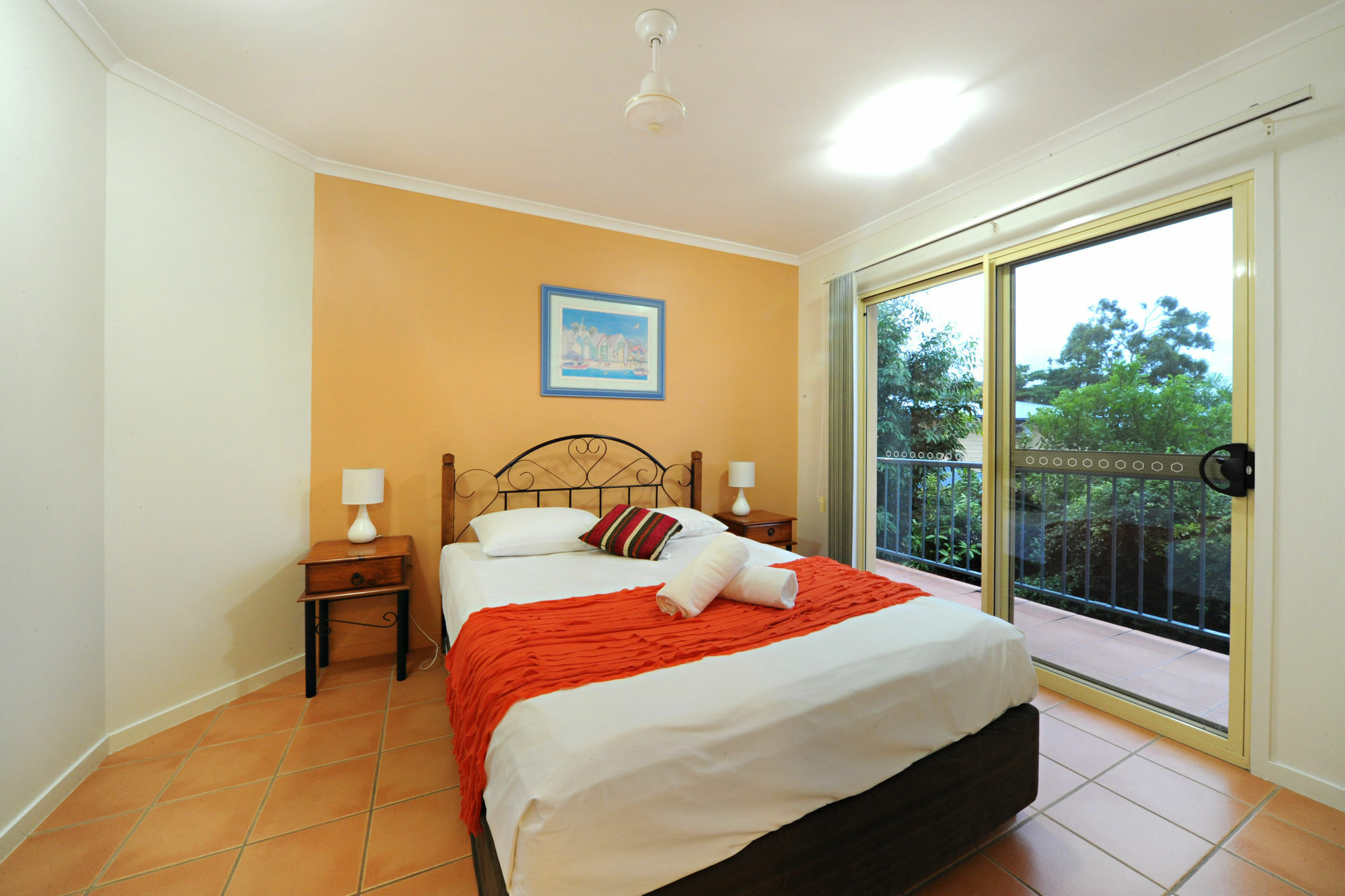 איירלי ביץ' At Beach Court Holiday Villas מראה חיצוני תמונה